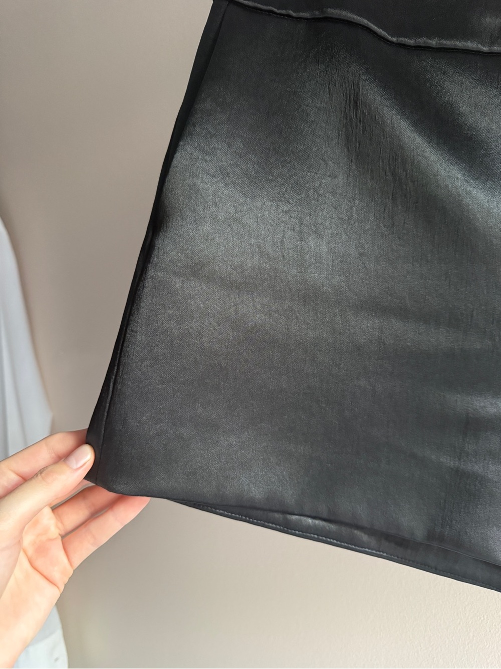 Theory Bonded Satin High-Waist Shorts - Picture 2 of 9
